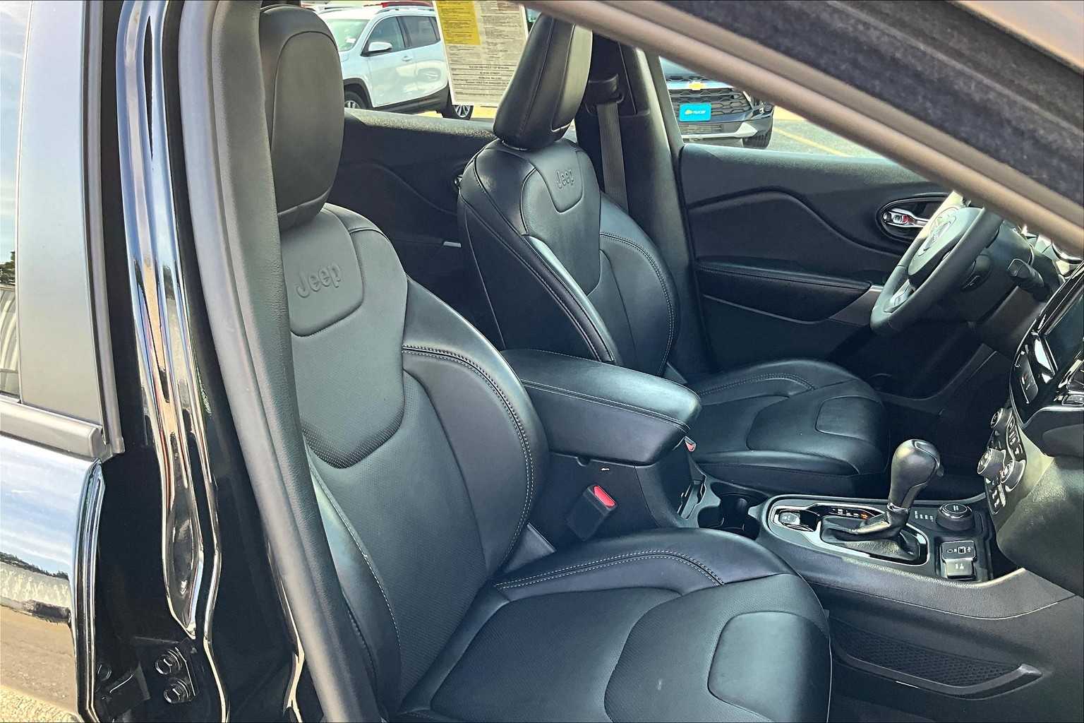 2022 Jeep Cherokee Limited - Photo 11