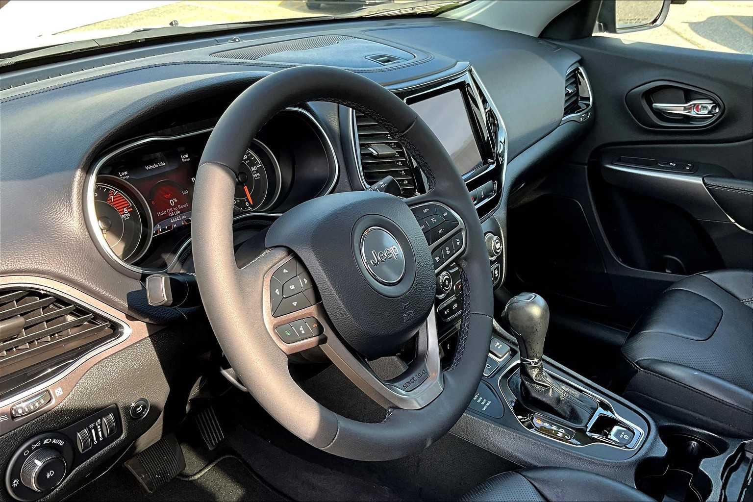 2022 Jeep Cherokee Limited - Photo 8