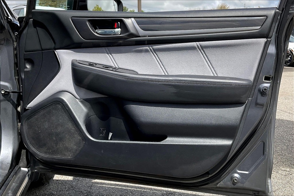 2018 Subaru Legacy 2.5i - Photo 11