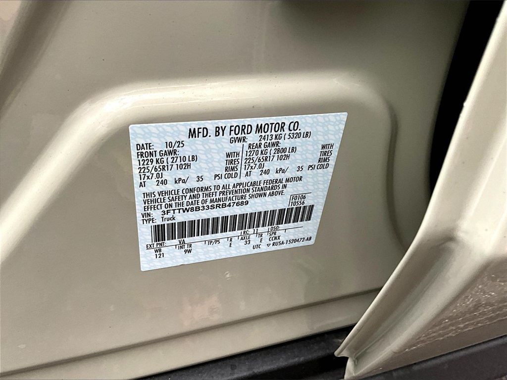 2025 Ford Maverick XL - Photo 13