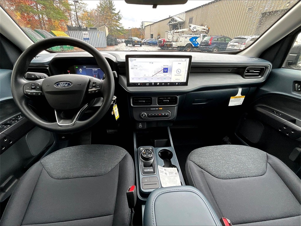 2025 Ford Maverick XL - Photo 6