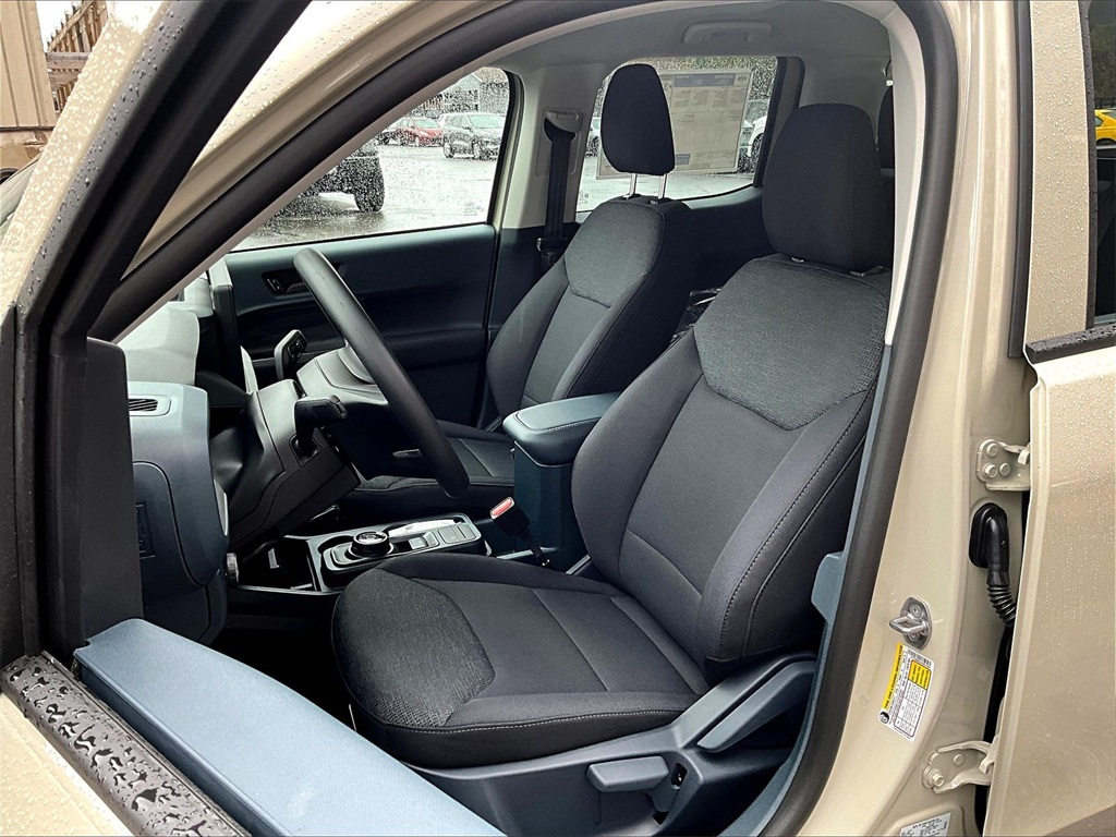 2025 Ford Maverick XL - Photo 10