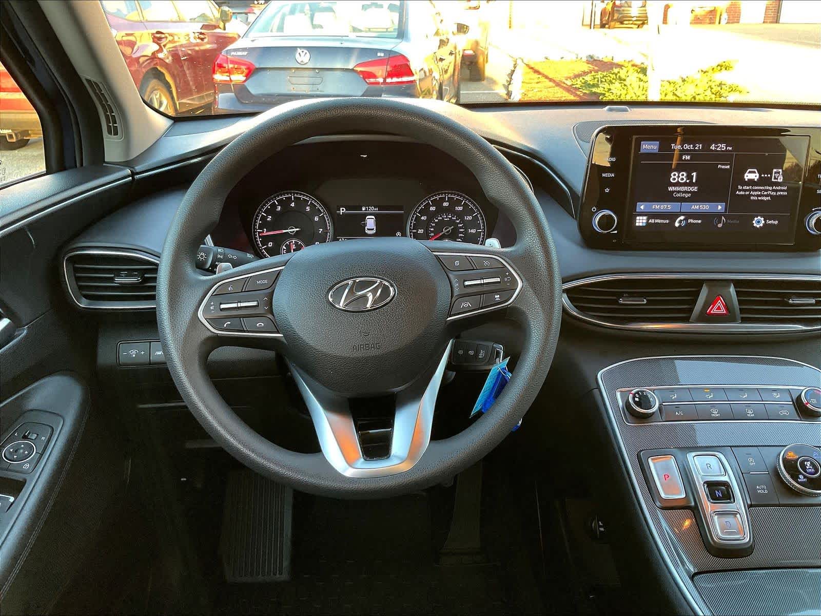2023 Hyundai Santa Fe SE - Photo 17