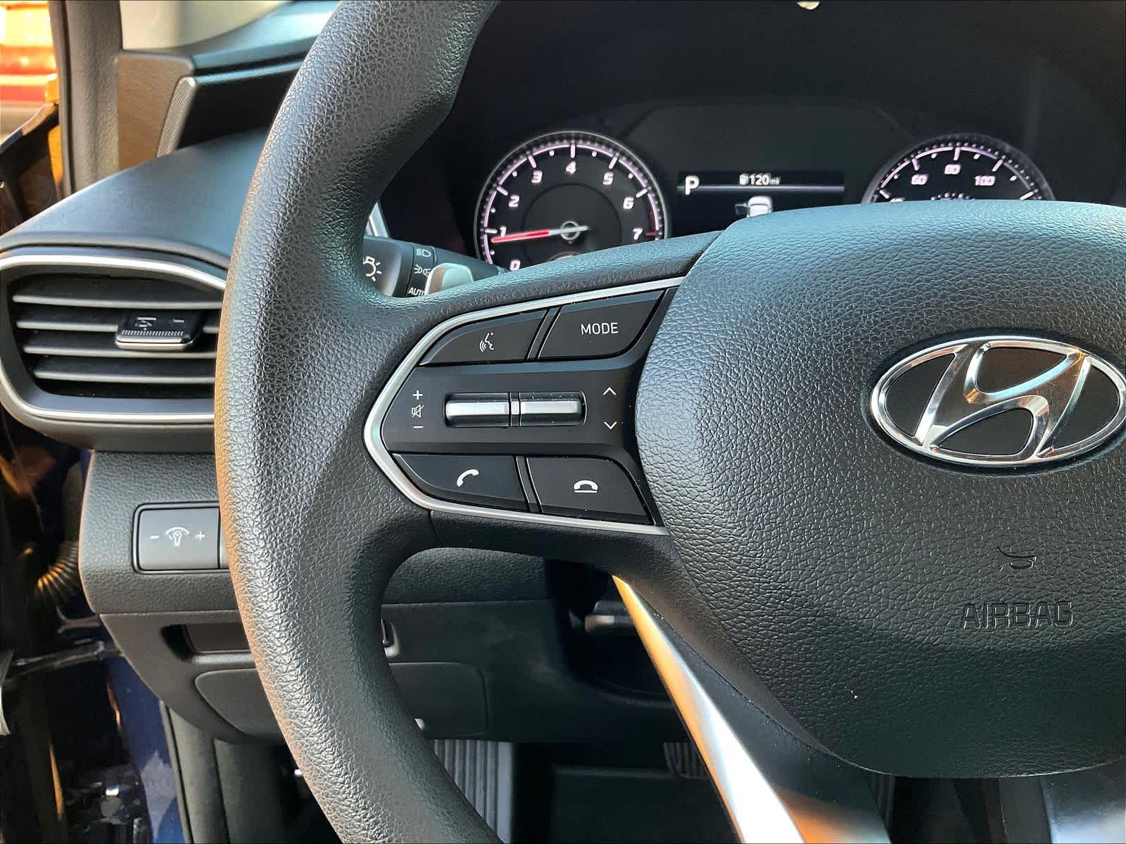 2023 Hyundai Santa Fe SE - Photo 22