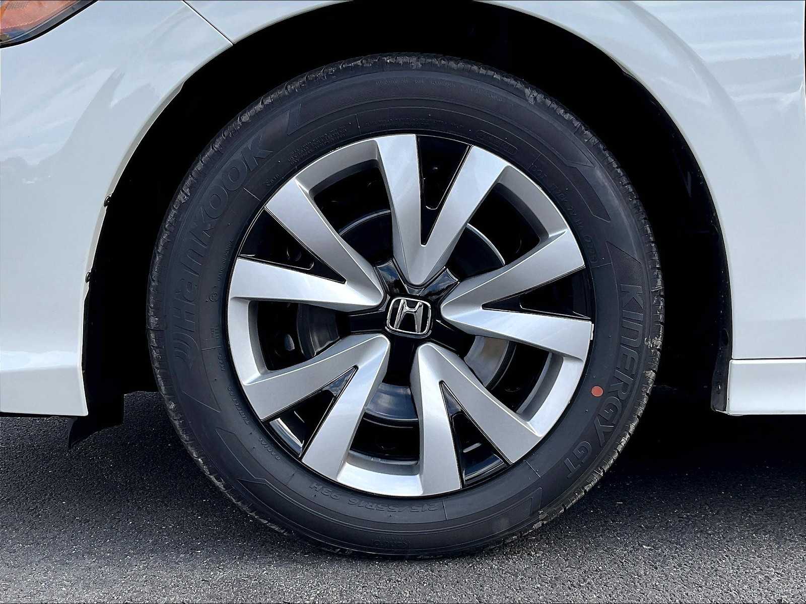 2026 Honda Civic LX - Photo 8