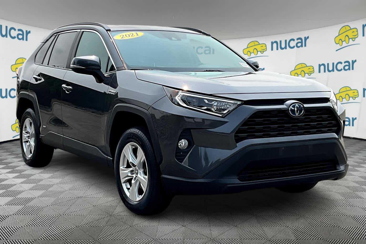 2021 Toyota RAV4 Hybrid XLE