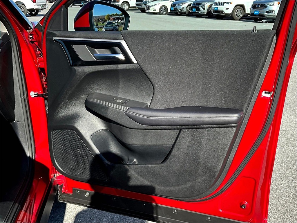 2024 Mitsubishi Outlander ES - Photo 12