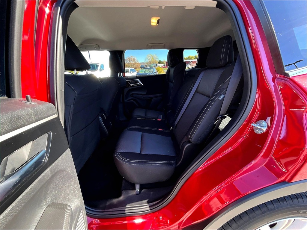 2024 Mitsubishi Outlander ES - Photo 15