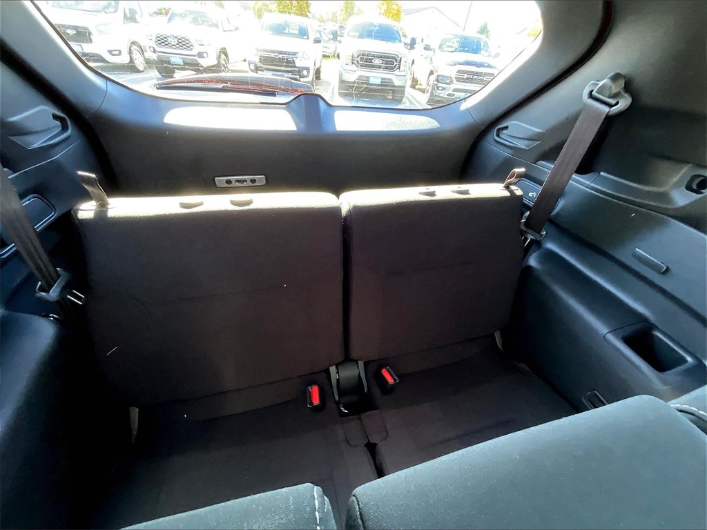 2024 Mitsubishi Outlander ES - Photo 17