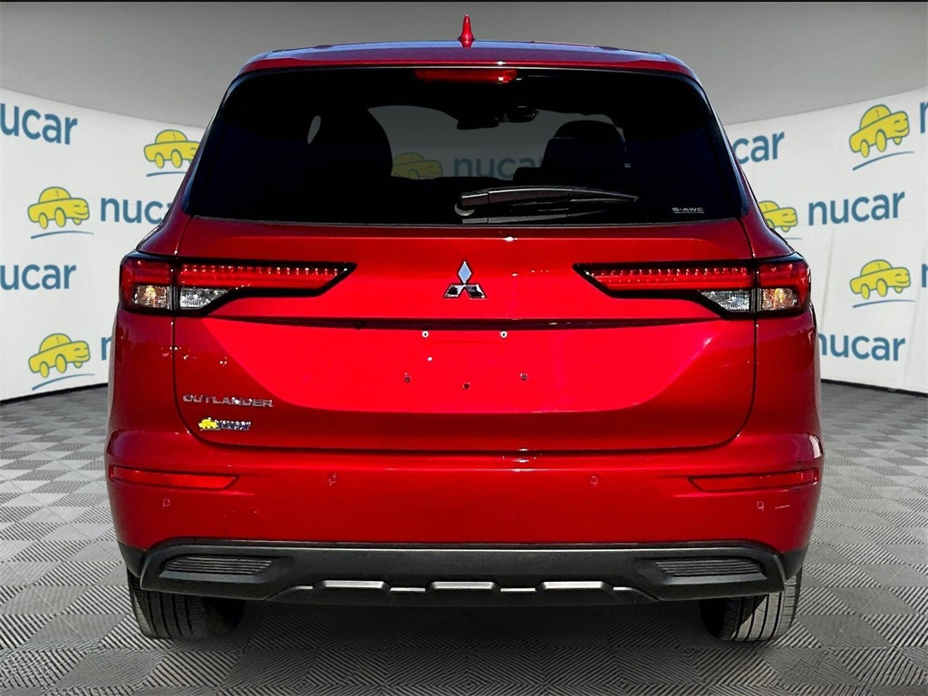 2024 Mitsubishi Outlander ES - Photo 5