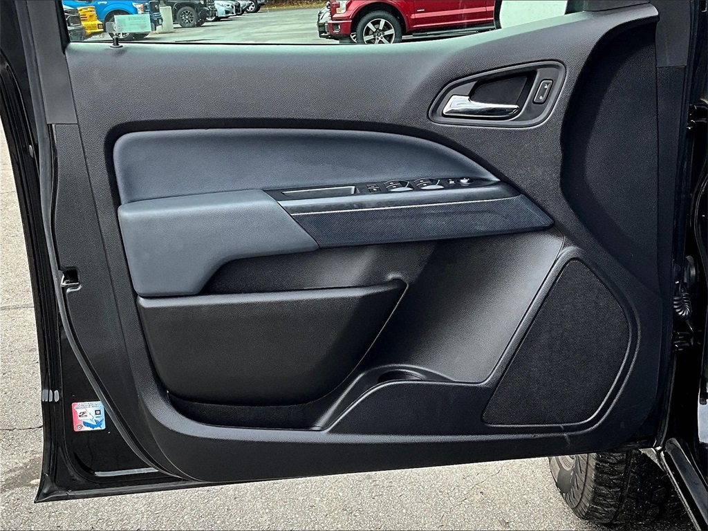 2021 Chevrolet Colorado Z71 - Photo 9