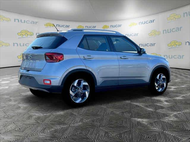2025 Hyundai Venue SEL - Photo 9