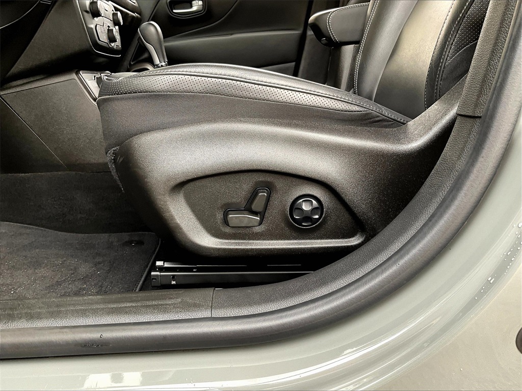 2021 Jeep Renegade Limited - Photo 27