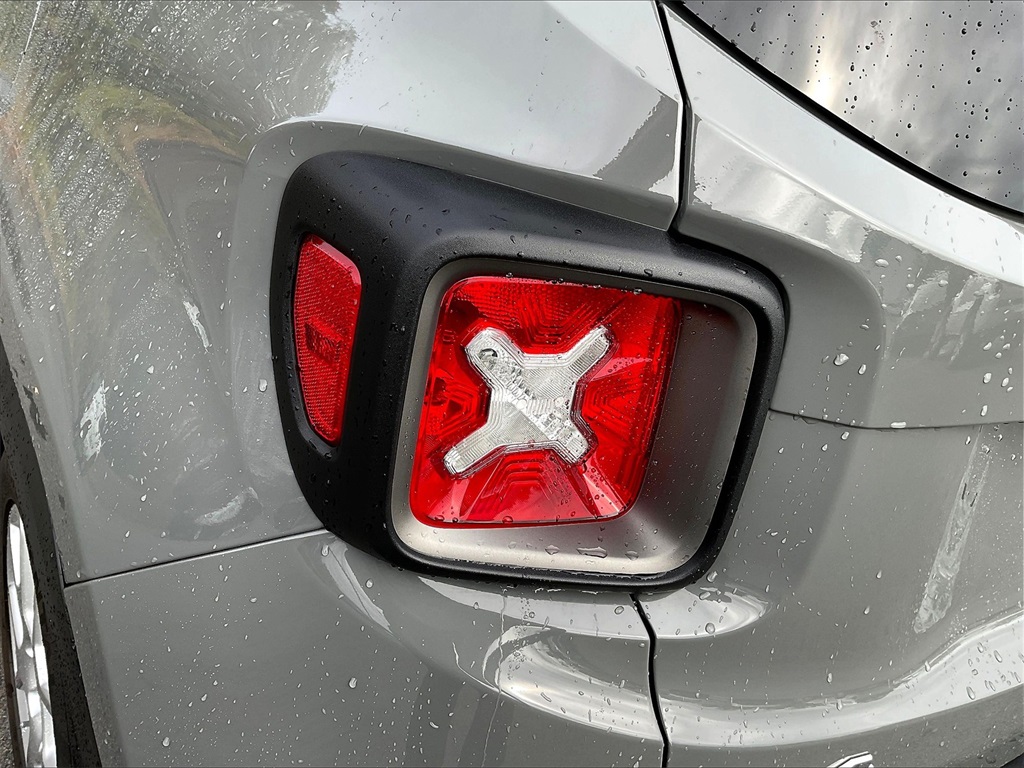 2021 Jeep Renegade Limited - Photo 31