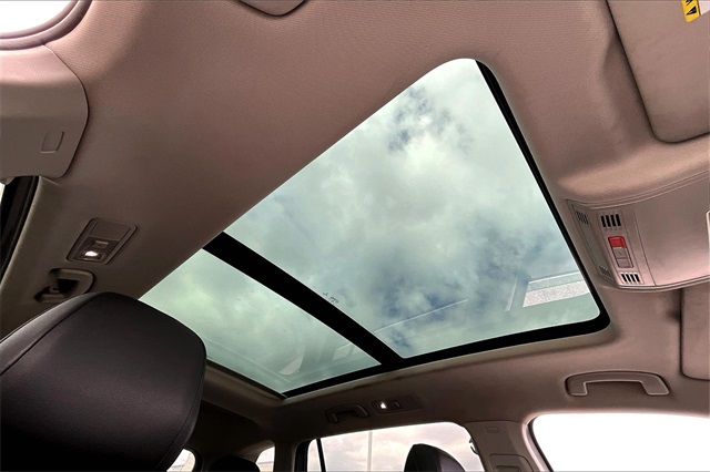 2020 Volkswagen Tiguan 2.0T SEL - Photo 21