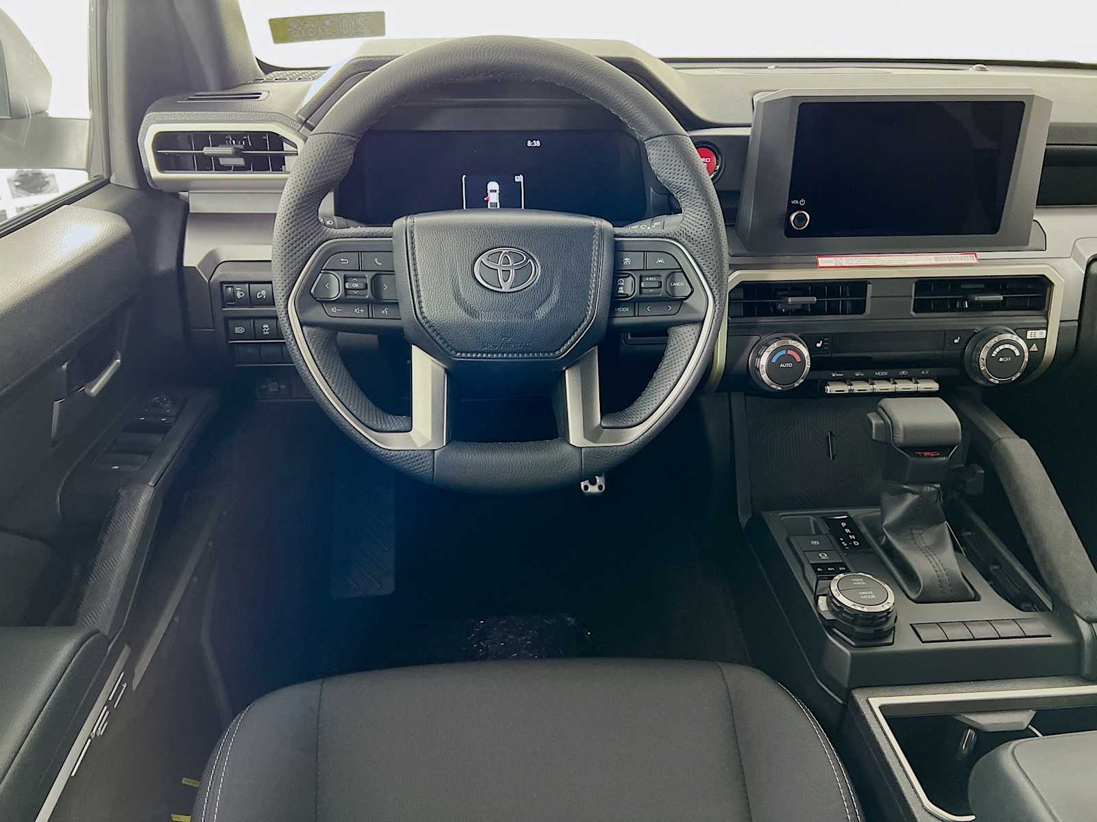 2025 Toyota Tacoma TRD Sport - Photo 14