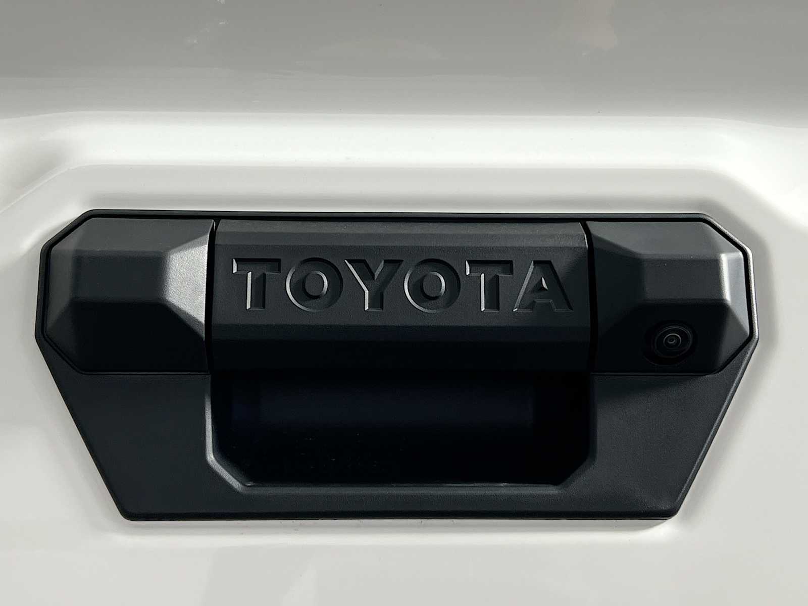 2025 Toyota Tacoma TRD Sport - Photo 17