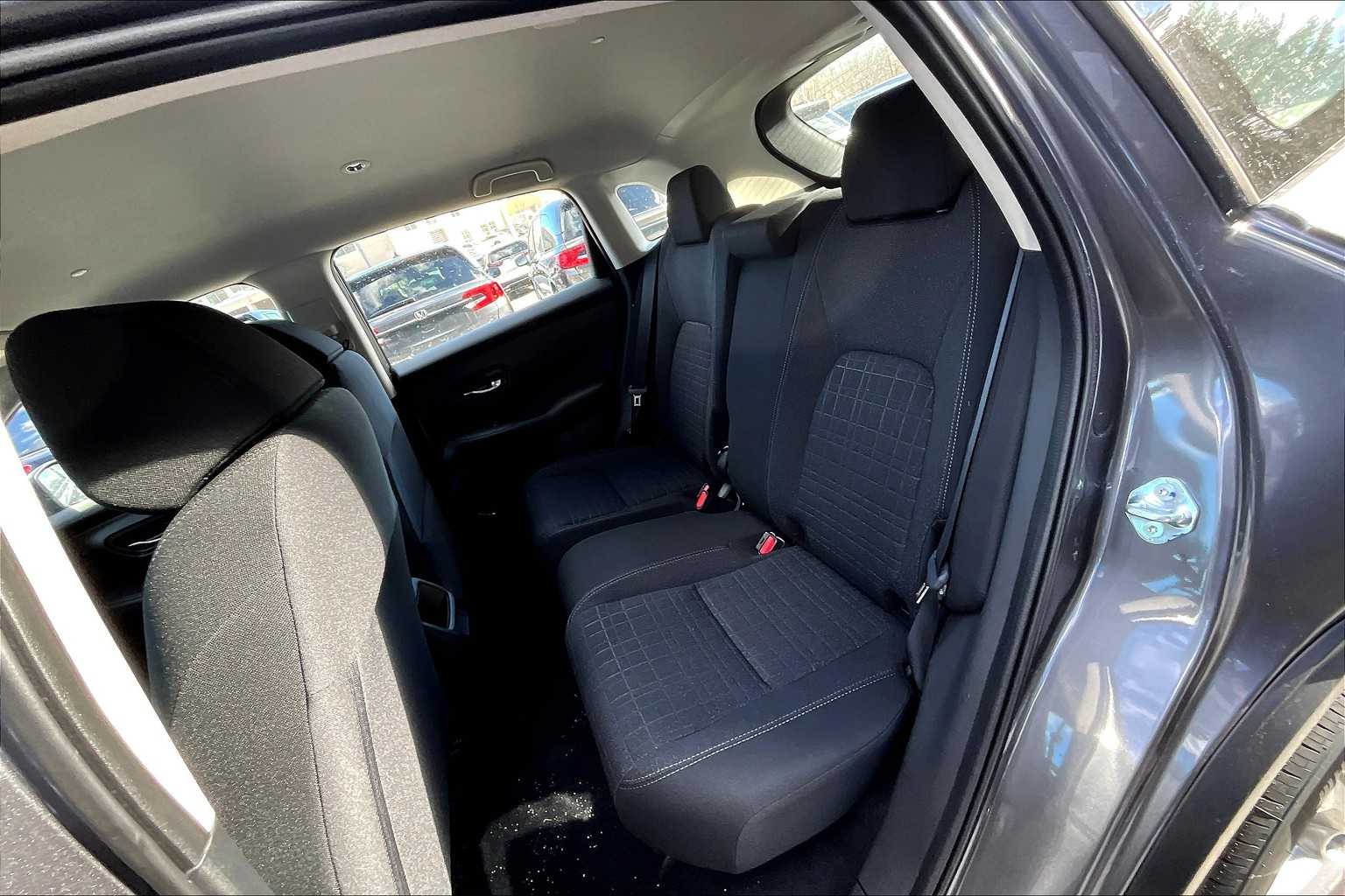 2025 Honda HR-V LX - Photo 15