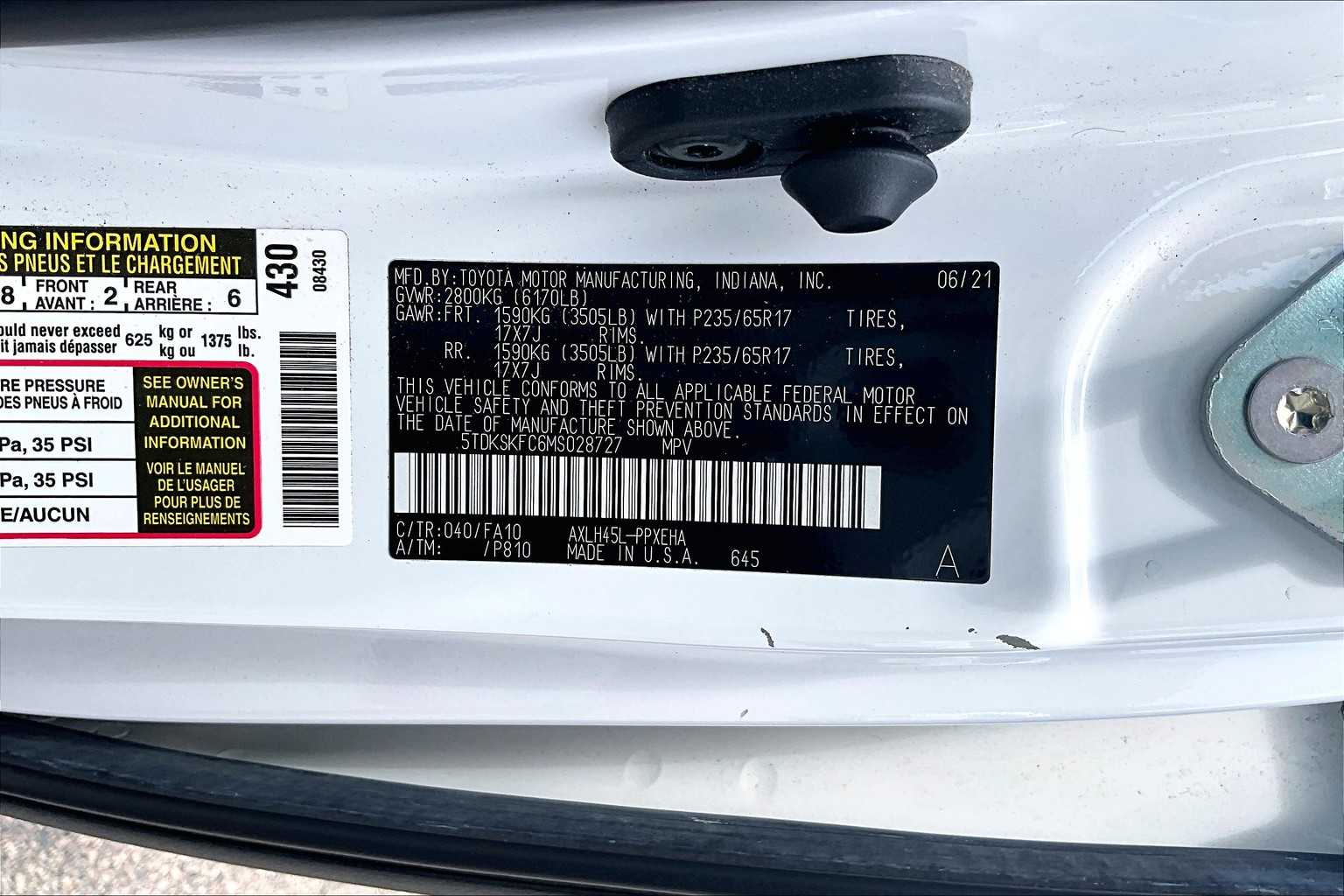 2021 Toyota Sienna LE - Photo 6