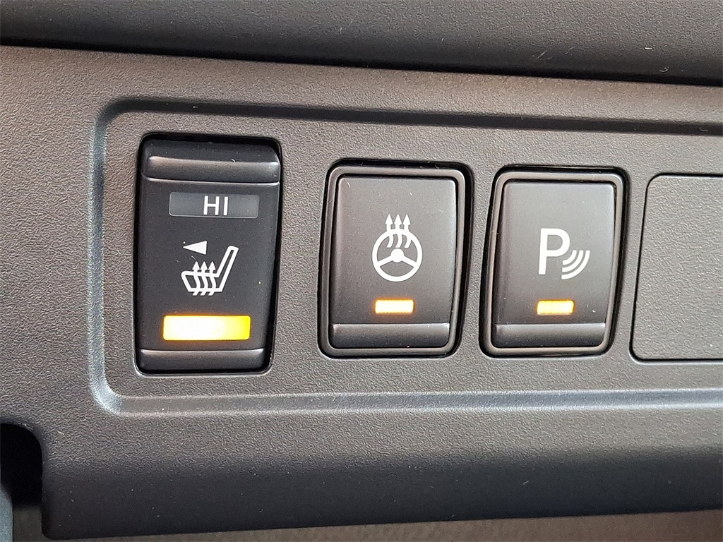 2025 Nissan Frontier PRO-4X - Photo 17