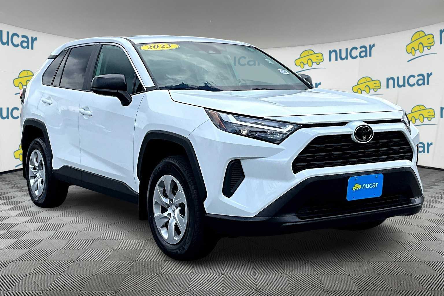 2023 Toyota RAV4 LE