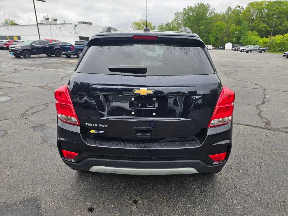 2022 Chevrolet Trax LT - Photo 3