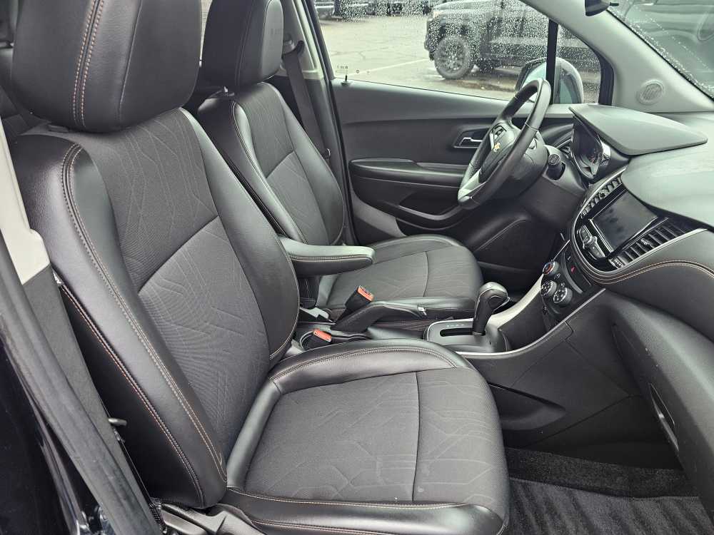 2022 Chevrolet Trax LT - Photo 10
