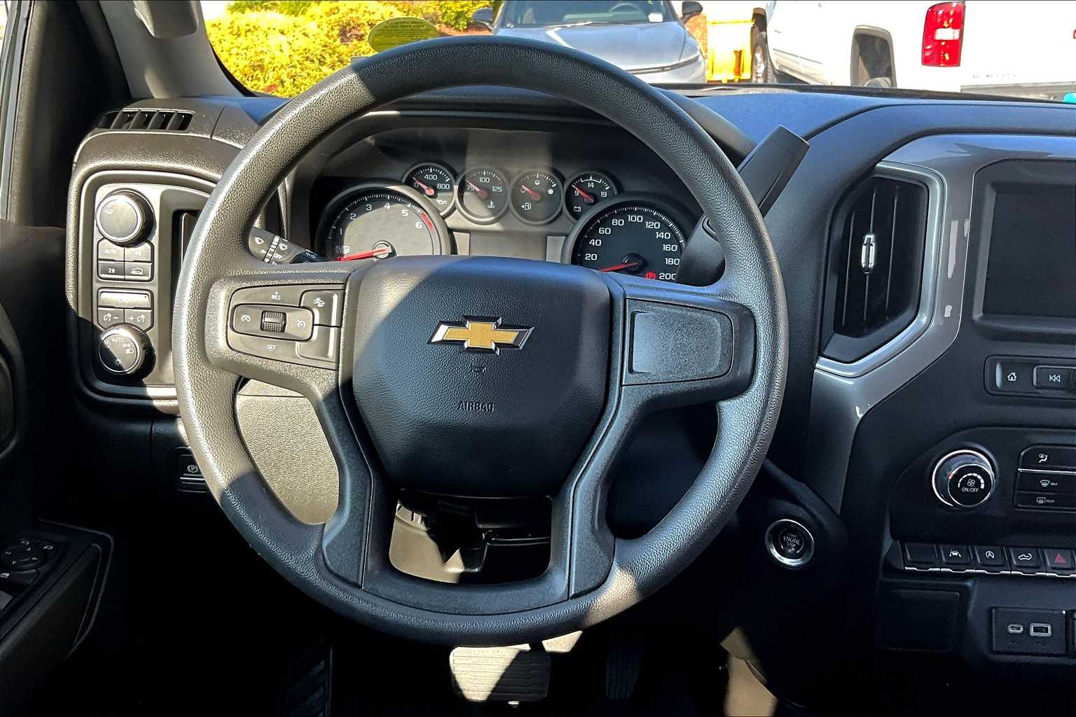 2022 Chevrolet Silverado 1500 Custom - Photo 17