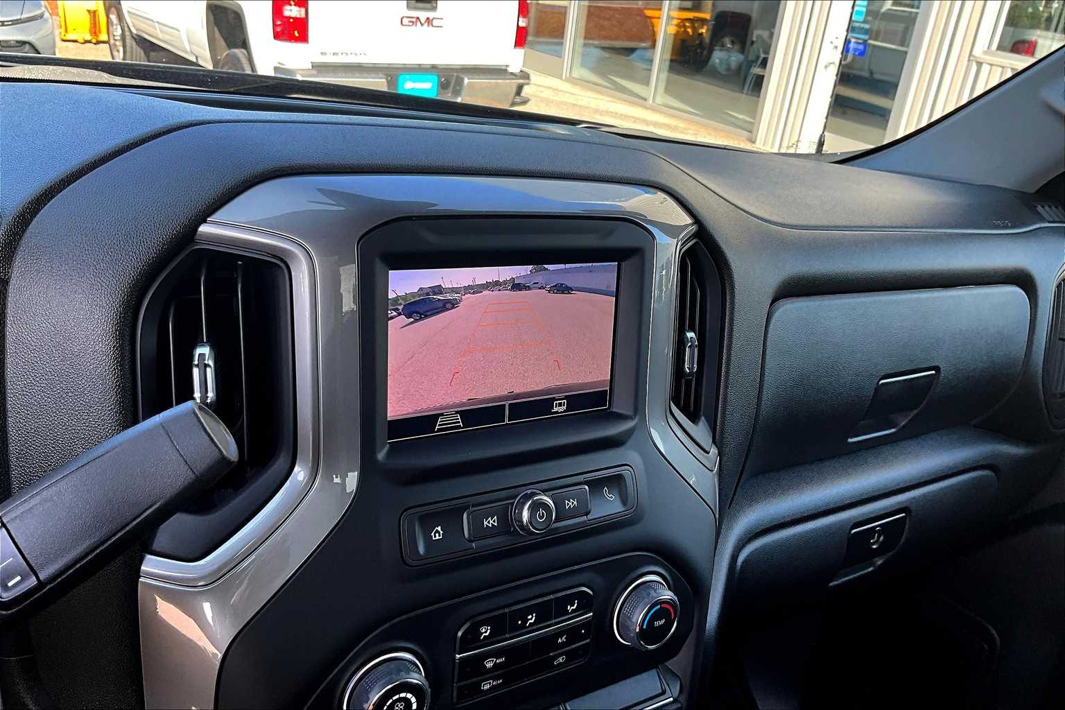 2022 Chevrolet Silverado 1500 Custom - Photo 19