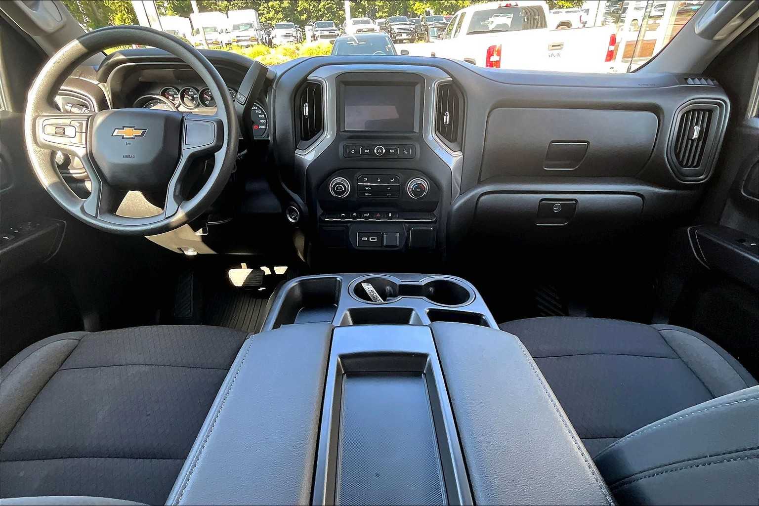 2022 Chevrolet Silverado 1500 Custom - Photo 21