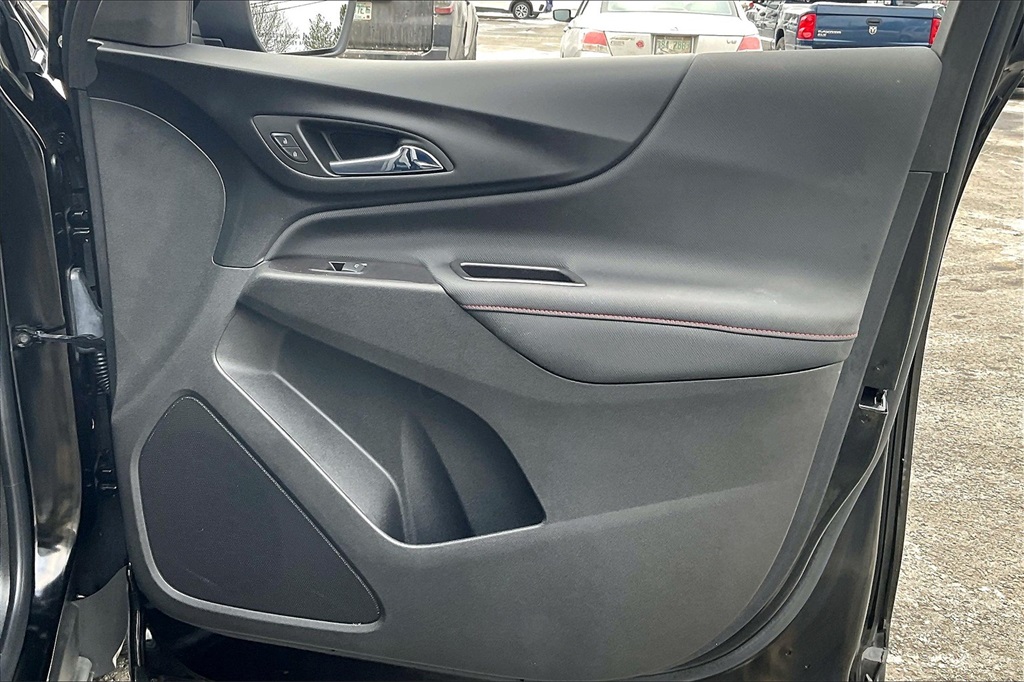 2022 Chevrolet Equinox RS - Photo 25