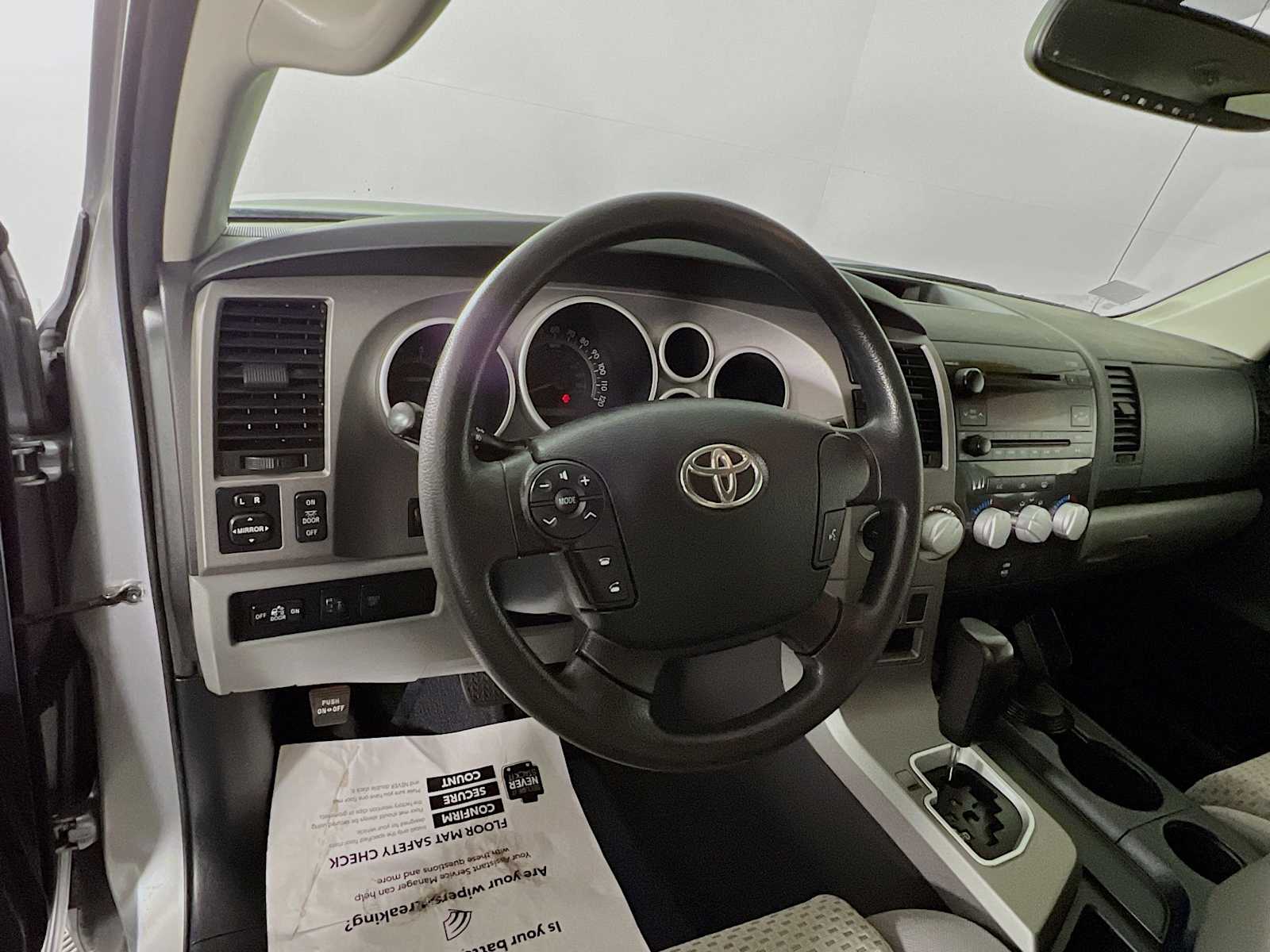 2012 Toyota Tundra  - Photo 11