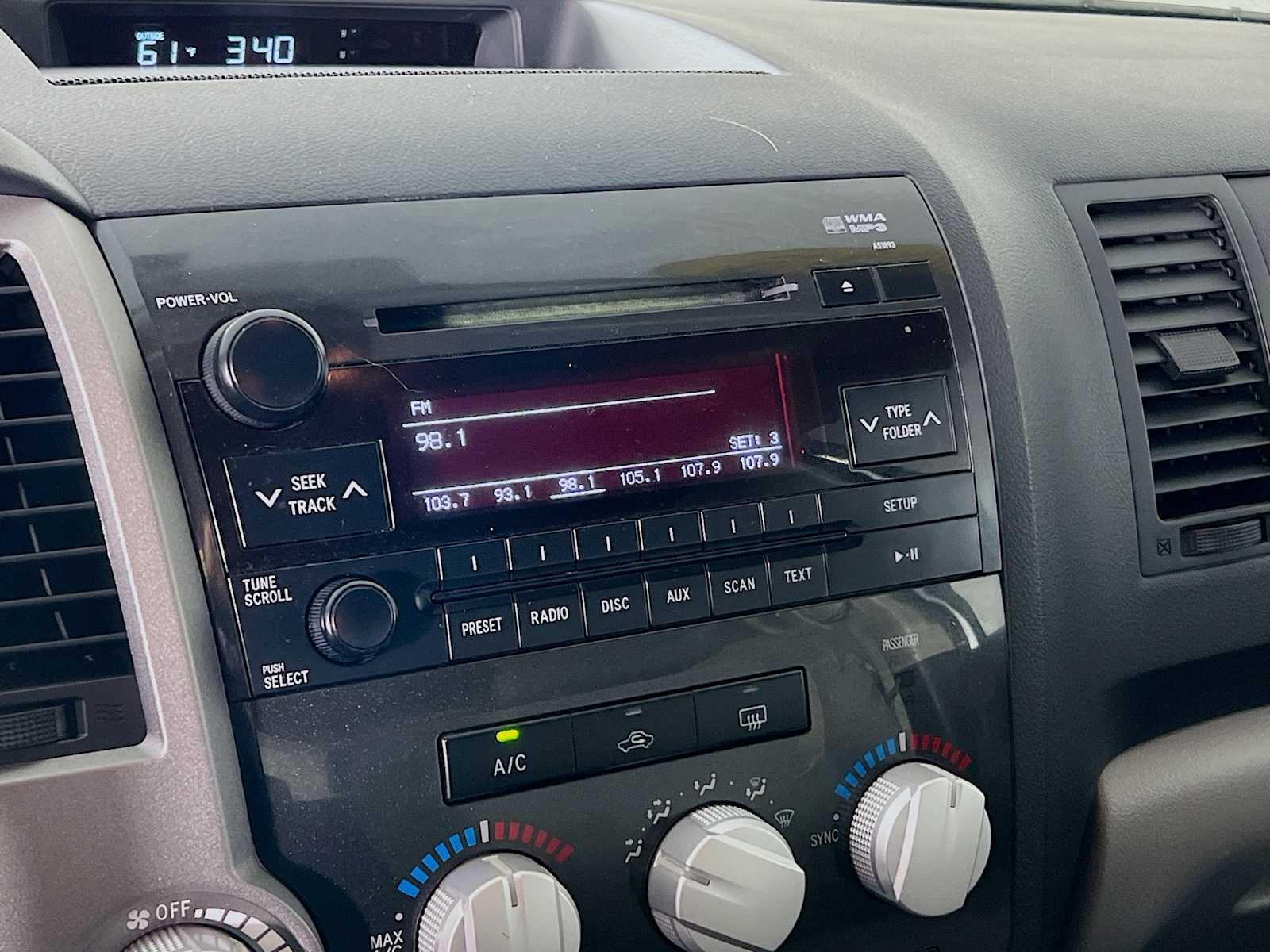 2012 Toyota Tundra  - Photo 13