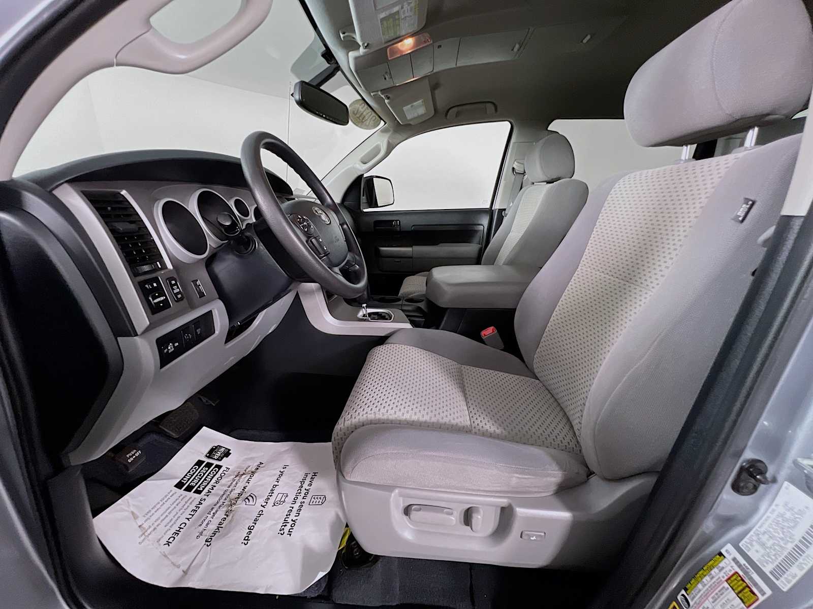2012 Toyota Tundra  - Photo 19