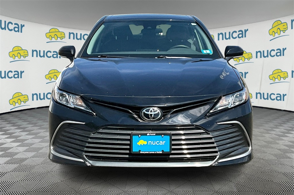 2023 Toyota Camry LE - Photo 2
