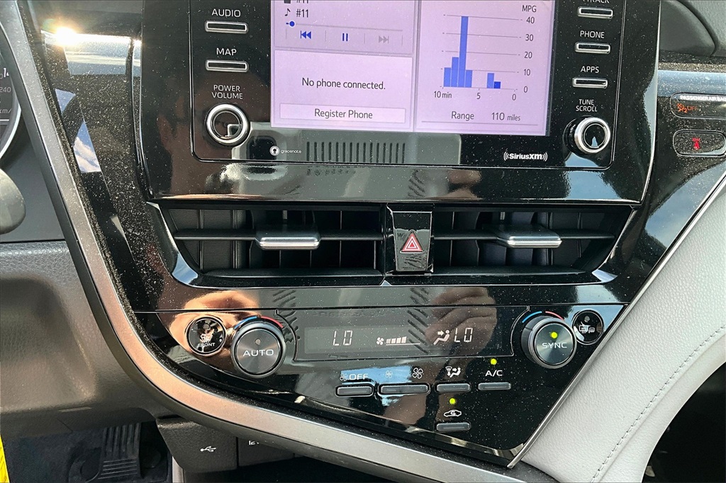 2023 Toyota Camry LE - Photo 25