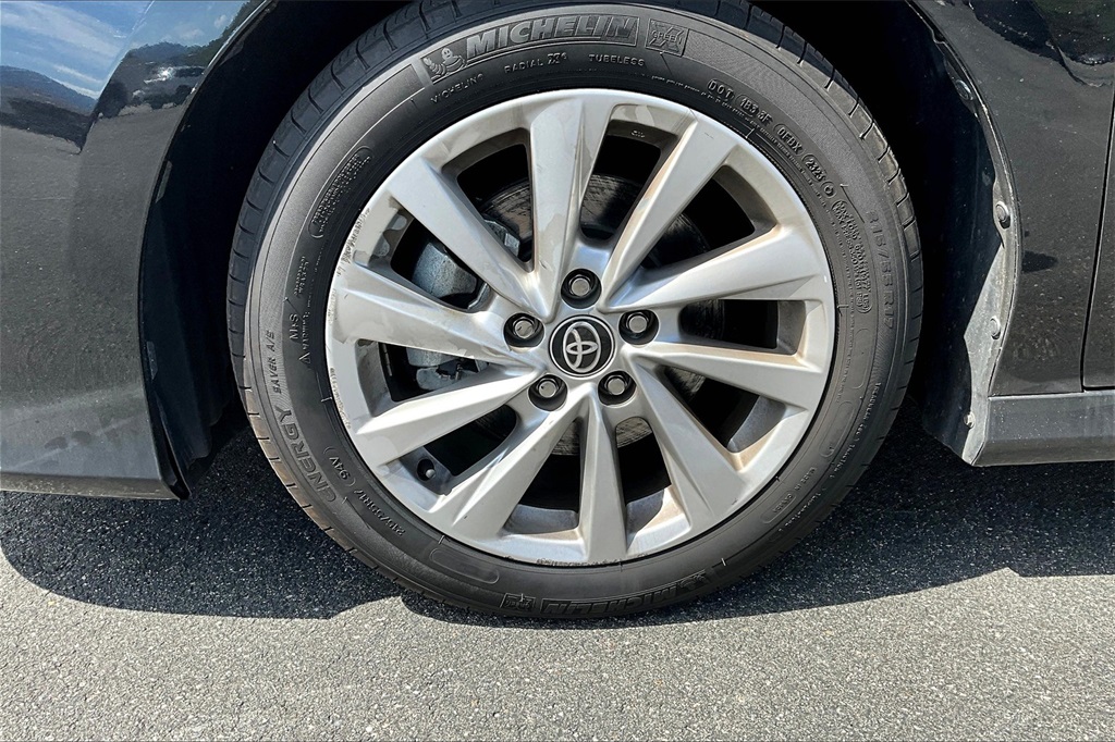 2023 Toyota Camry LE - Photo 7