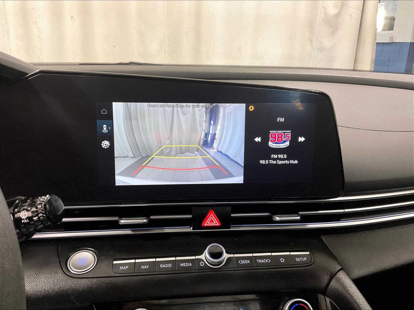 2024 Hyundai Elantra SEL - Photo 19
