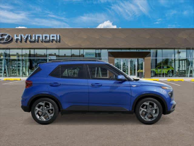 2025 Hyundai Venue SEL - Photo 7