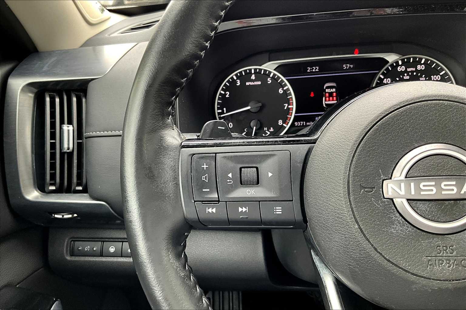 2024 Nissan Pathfinder SL - Photo 24