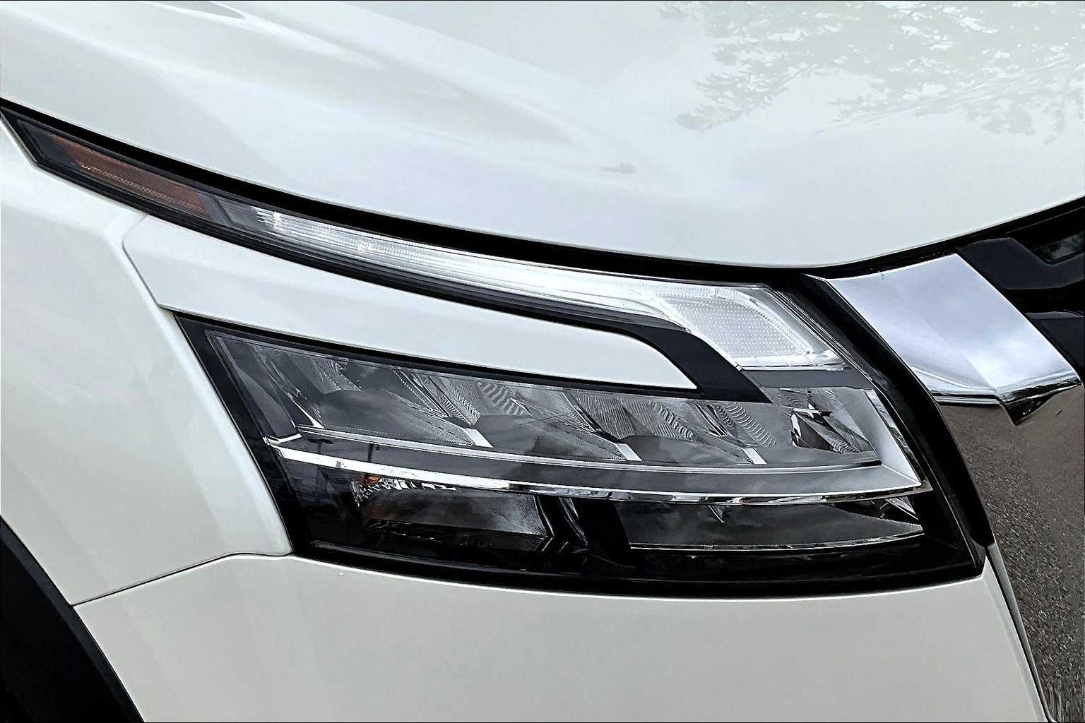 2024 Nissan Pathfinder SL - Photo 33