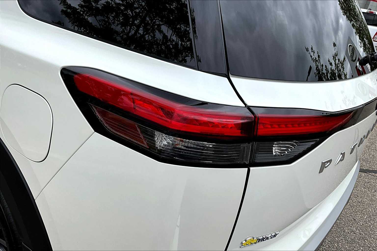 2024 Nissan Pathfinder SL - Photo 34