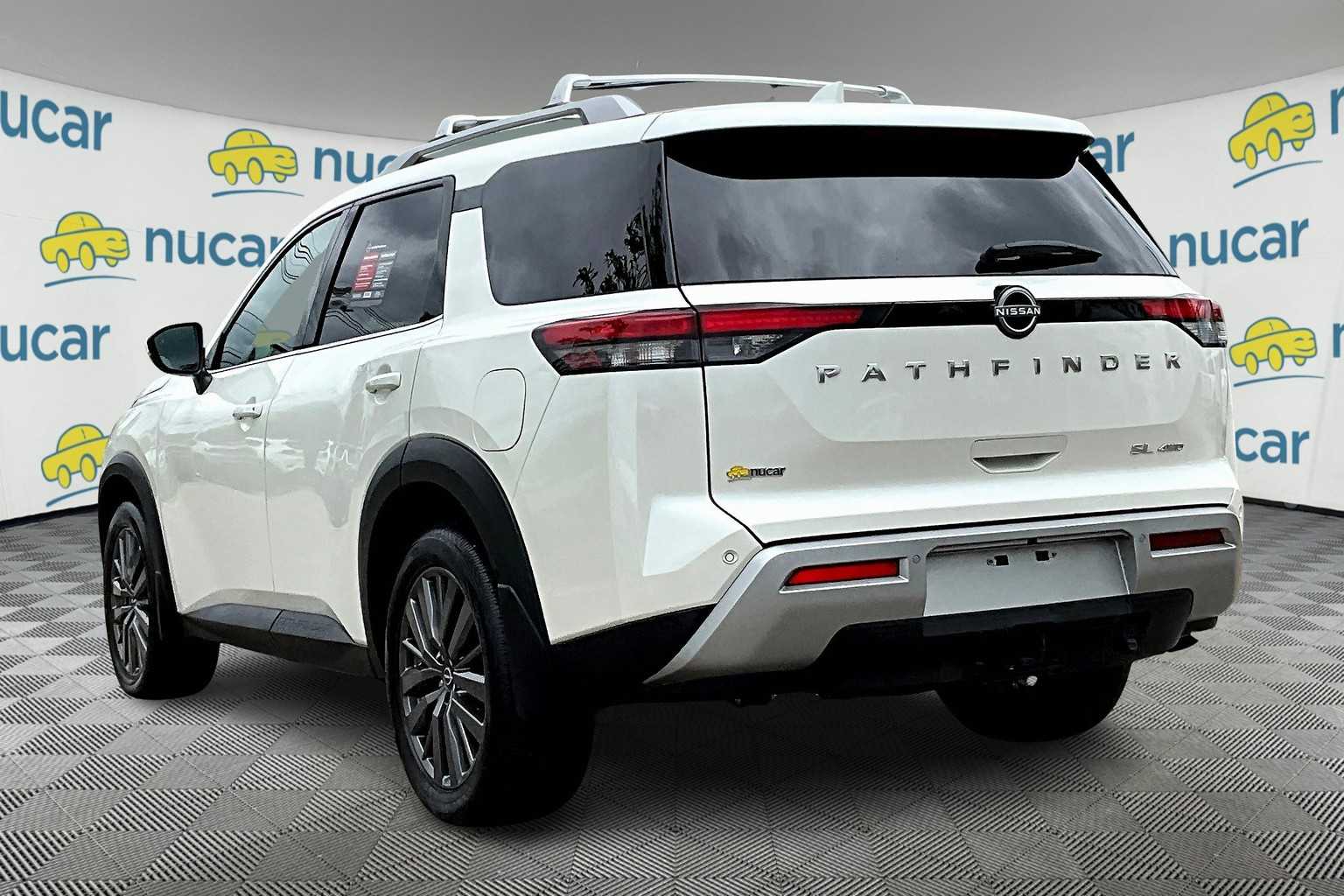 2024 Nissan Pathfinder SL - Photo 4