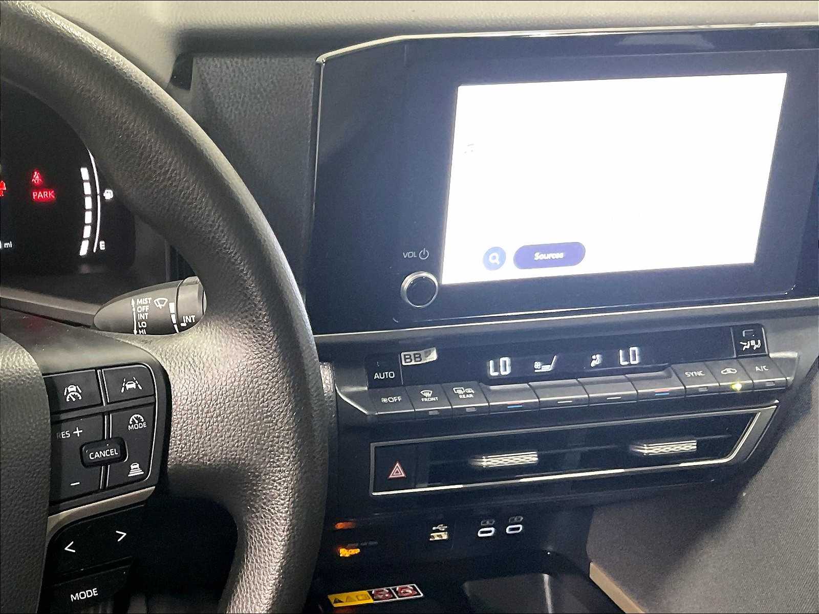 2025 Toyota Camry LE - Photo 18