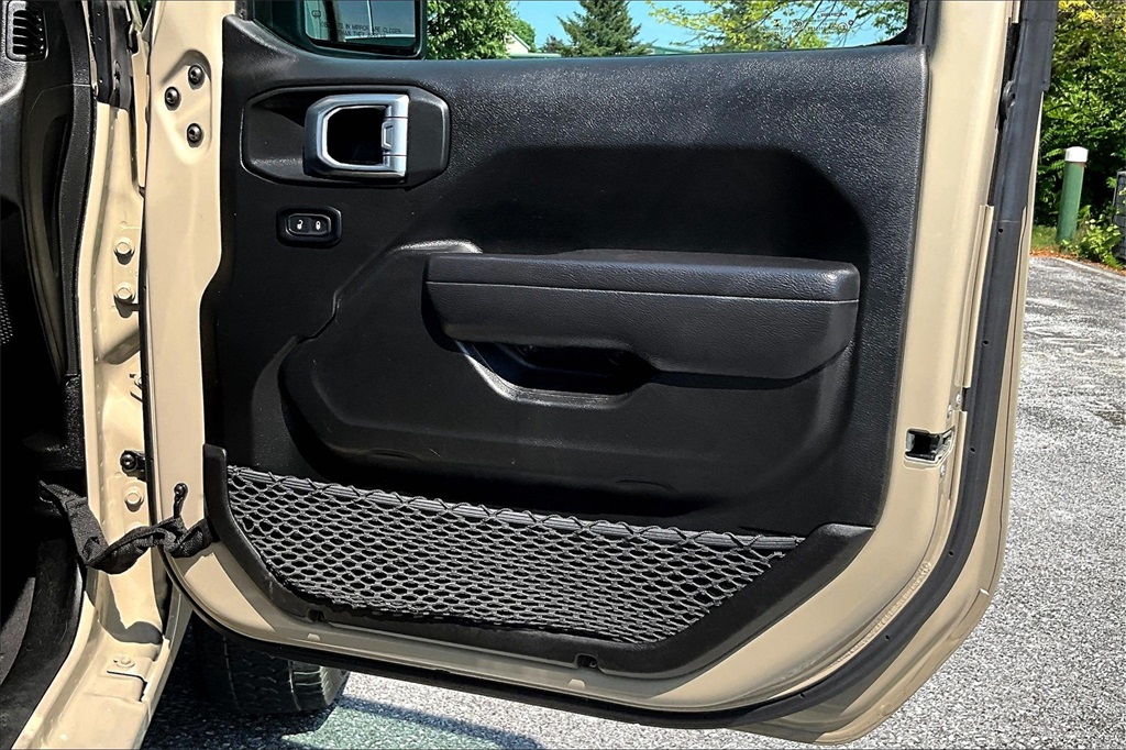 2022 Jeep Gladiator Sport - Photo 12