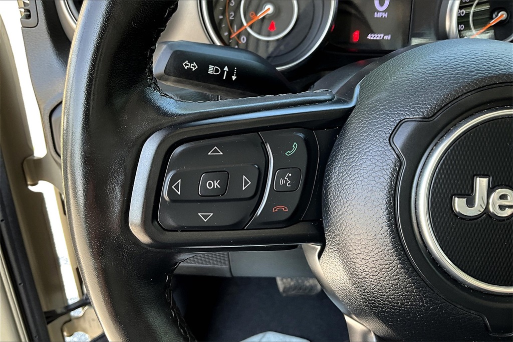 2022 Jeep Gladiator Sport - Photo 23