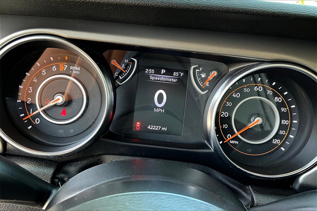 2022 Jeep Gladiator Sport - Photo 25