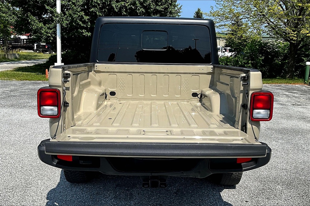 2022 Jeep Gladiator Sport - Photo 32