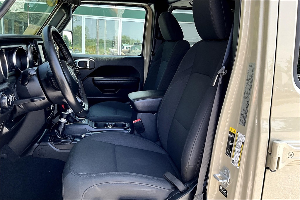 2022 Jeep Gladiator Sport - Photo 10