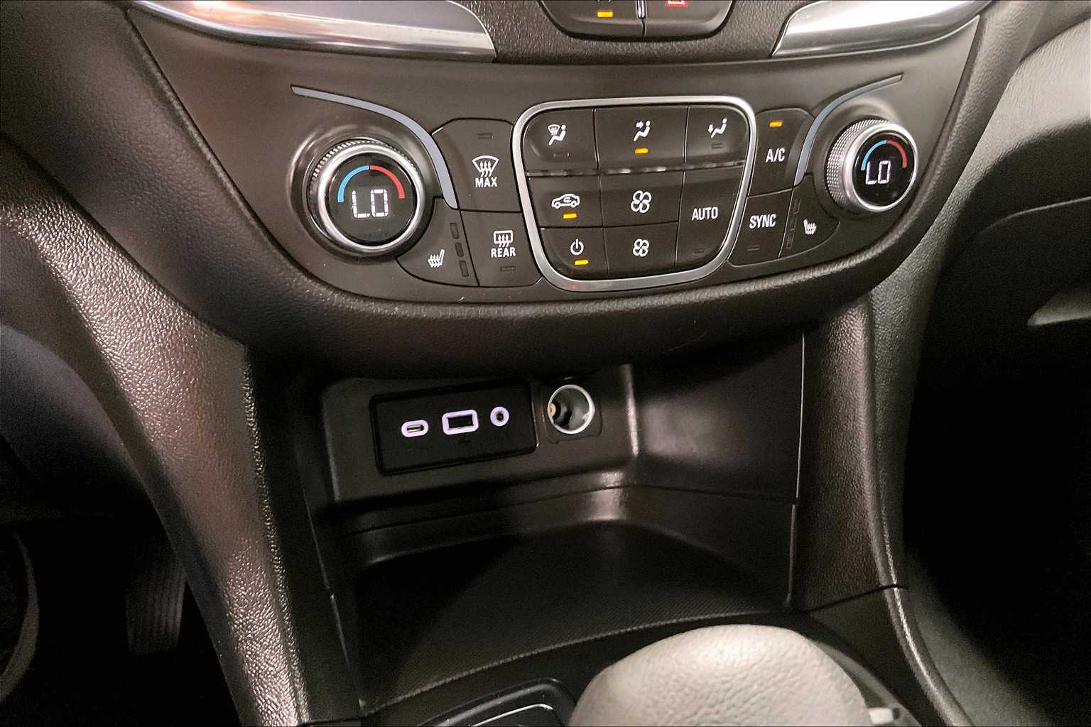 2023 Chevrolet Equinox LT - Photo 25